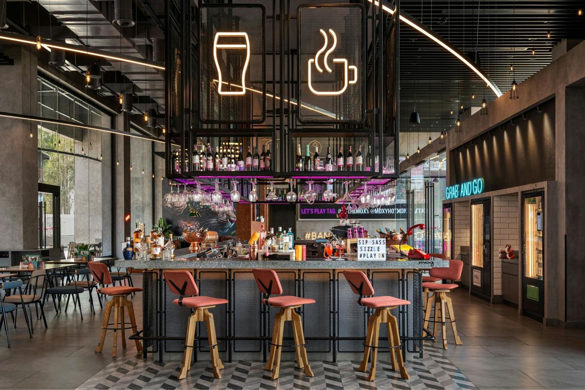 Moxy Bengaluru Airport Prestige Tech Cloud Hotel Devanahalli ภายนอก รูปภาพ