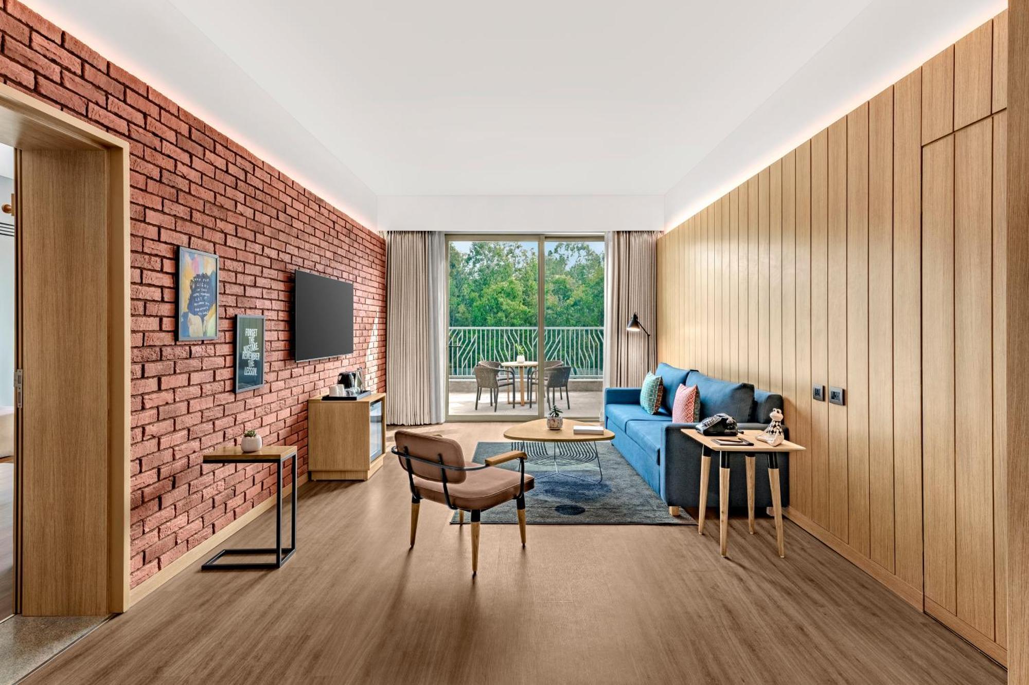 Moxy Bengaluru Airport Prestige Tech Cloud Hotel Devanahalli ภายนอก รูปภาพ