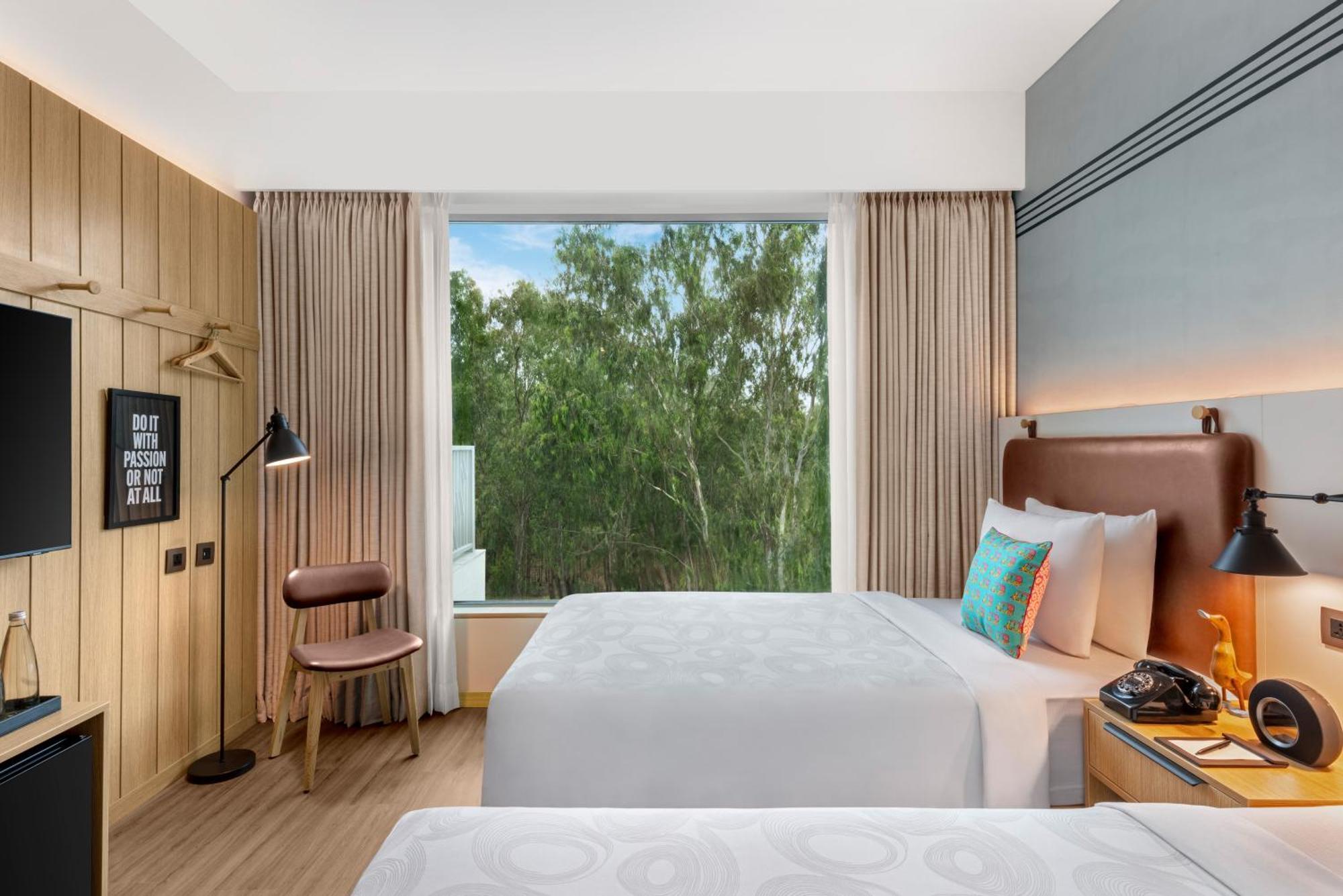 Moxy Bengaluru Airport Prestige Tech Cloud Hotel Devanahalli ภายนอก รูปภาพ
